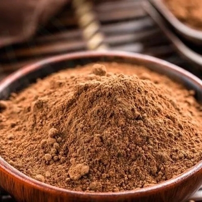 Buen precio Cacao en polvo alcalino dulce marrón oscuro Ghana Chocolate Materia prima en línea